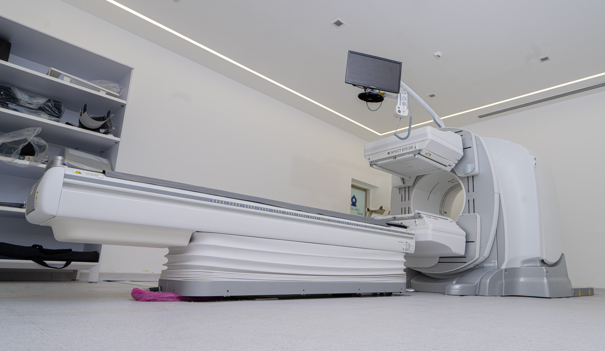 مرکز جامع سرطان 21